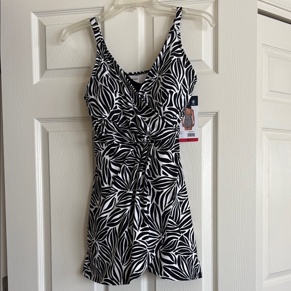 NWT Lands' End Black and White One Piece Swimdress